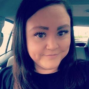 Meet your Posher, Mallory